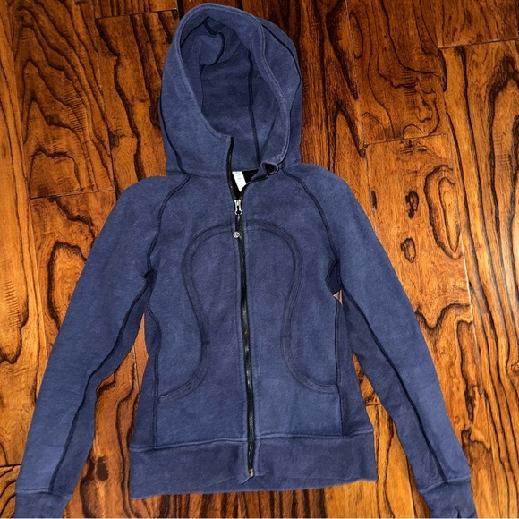 Women’s lulu lemon zip up hoodie size 6 - Picture 1 of 5